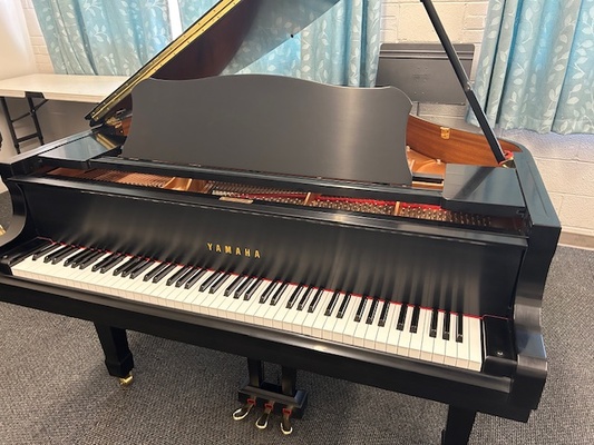 Yamaha G2 Ebony Satin